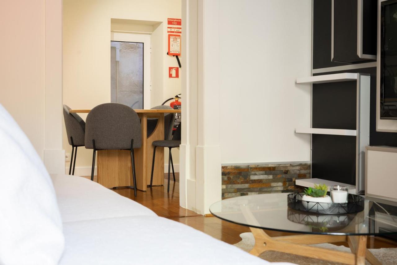 Charming Apt In Historic House Coimbra Esterno foto