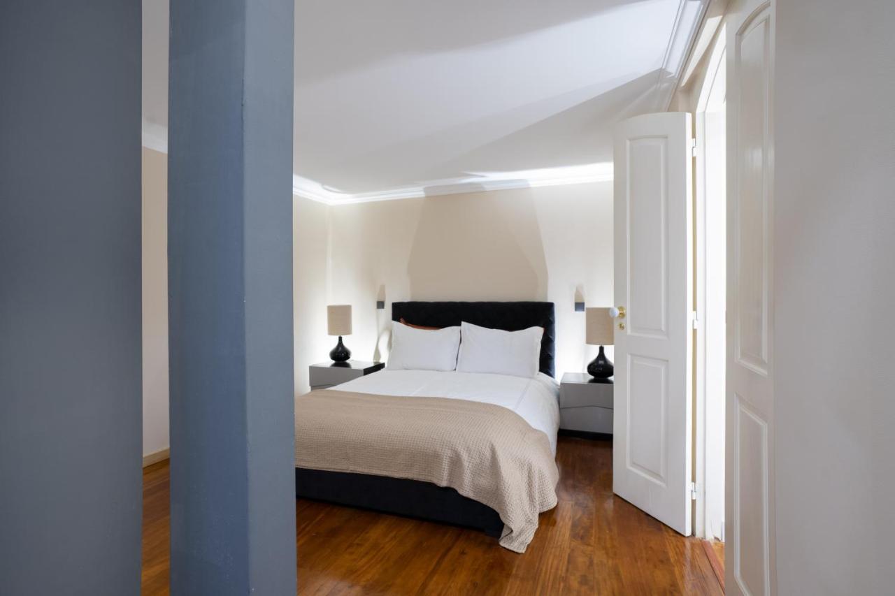Charming Apt In Historic House Coimbra Esterno foto